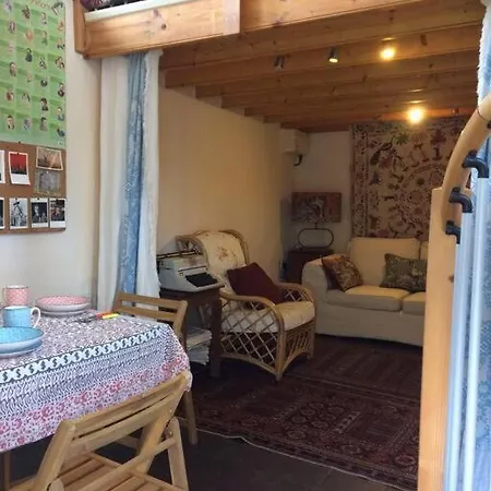 The Studio, Trelugga * Helston